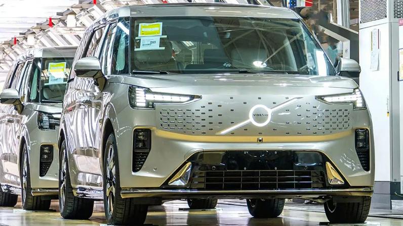 Volvo aposta em sinergia com Geely para sobreviver à pressão na Europa