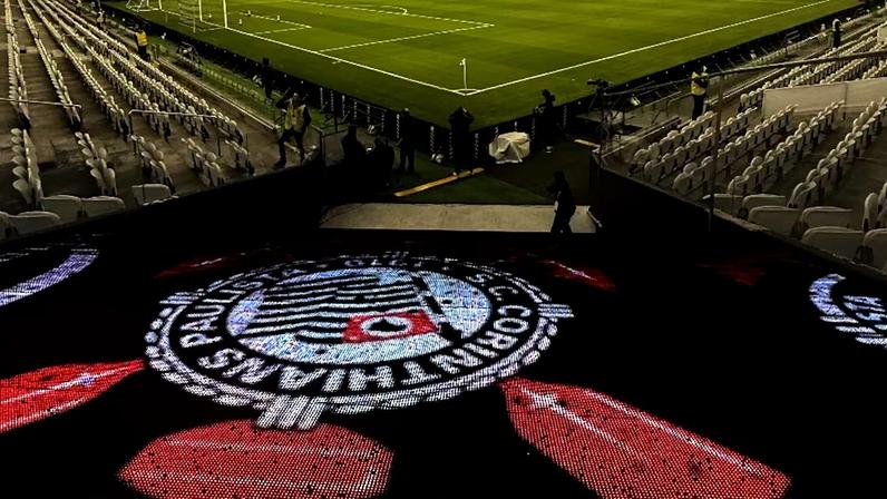 Corinthians e Palmeiras se enfrentam na Neo Química Arena pelo primeiro jogo das oitavas de final da Copa do Brasil.