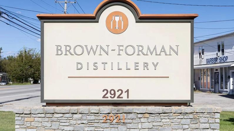 Brown Forman a été approché par le géant mondial de spiritueux Sazerac dans le cadre d’une possible fusion.