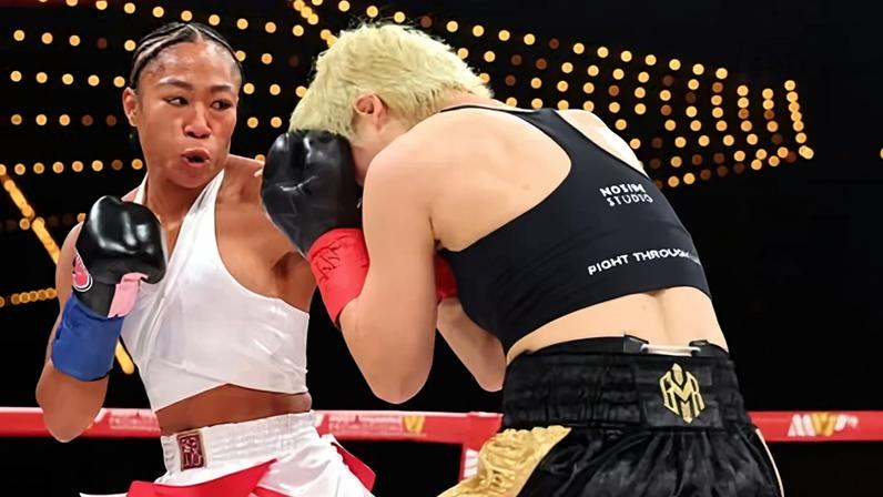 Baumgardner brilha após Daniels conquistar título unificado em luta surpreendente