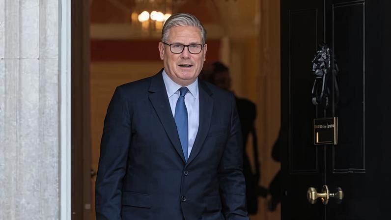 Ministro chama rebeldes do Labour de suspeitos habituais; Starmer para PMQs