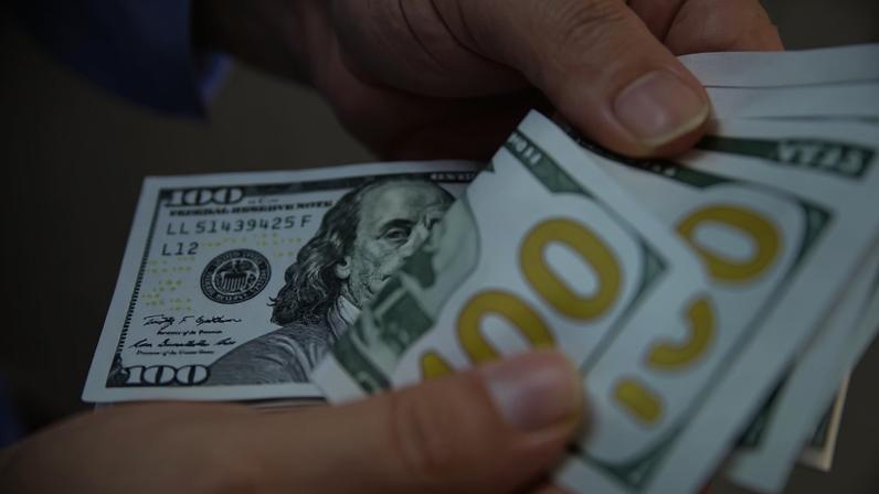 dólar — Foto: Kerem Uzel/Bloomberg