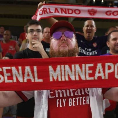 Torcida do Arsenal em todo o mundo sente ansiedade com a briga pelo título