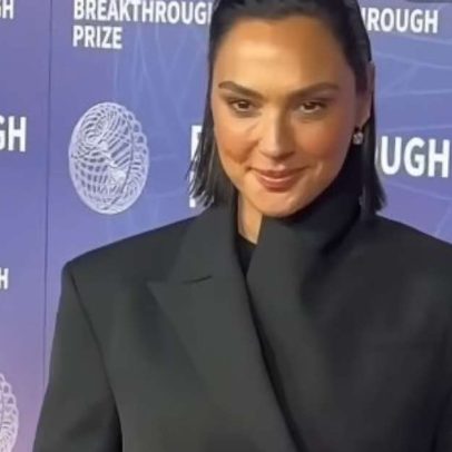 Gal Gadot aposta em visual discreto no primeiro tapete vermelho de 2026