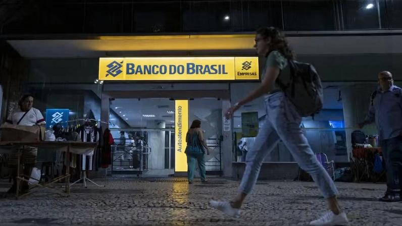 Banco do Brasil está entre as empresas que emitiram bonds em abril — Foto: Lucas Landau/Bloomberg