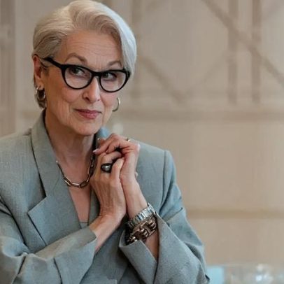 5 famosas adotam cabelos brancos, à semelhança de Miranda Priestly