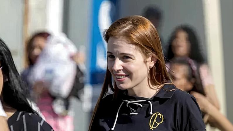 Suzane von Richthofen deixando a penitenciária feminina de Tremembé, no interior de São Paulo, para uma saída temporária