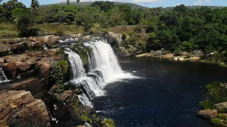Saiba onde ir e o que fazer na Serra do Cipó: dicas de cachoeiras, trilhas e muito mais.
