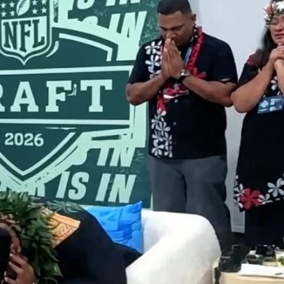 Pais rezam ao receber ligação sobre contrato com New York Giants