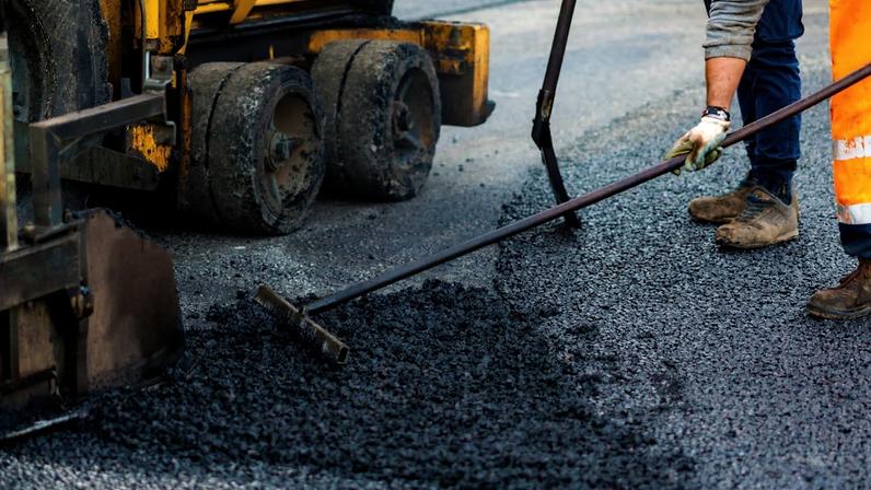Leitor reclama de obra não finalizada em avenida de SP. Foto ilustrativa.