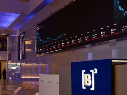 Estrangeiros retiram R$ 918 milhões na B3 em 23 de abril