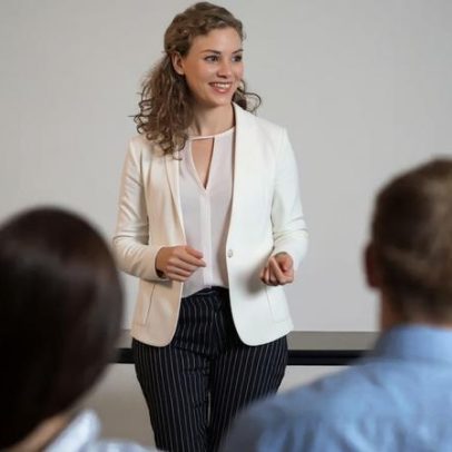 Superar a insegurança na liderança com estratégias eficazes