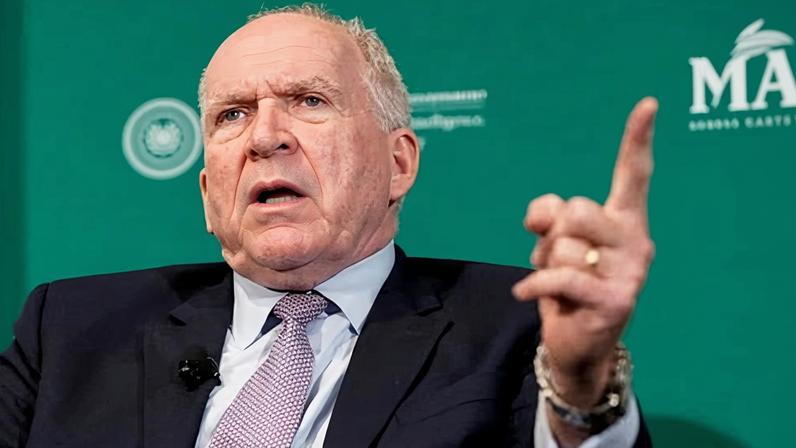 Promotor líder deixa caso envolvendo ex-diretor da CIA