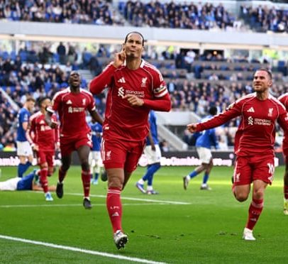 Van Dijk garante vitória do Liverpool no primeiro derby na casa nova do Everton