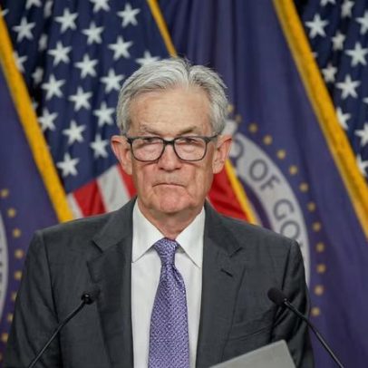 Powell diz que continuará no Conselho do Fed após término do mandato