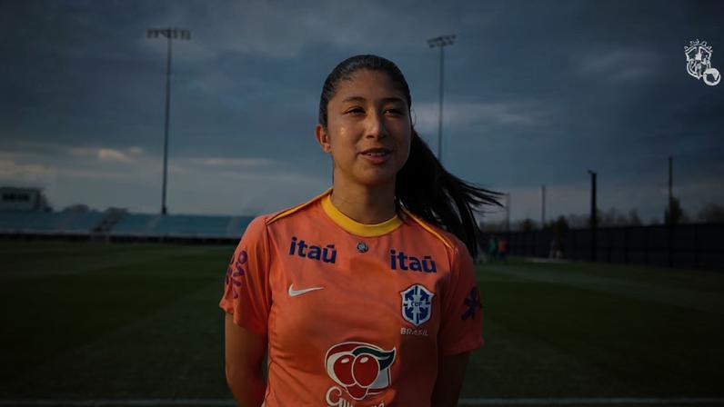 Giovana Canali compara futebol feminino dos EUA e do Brasil e destaca paixão
