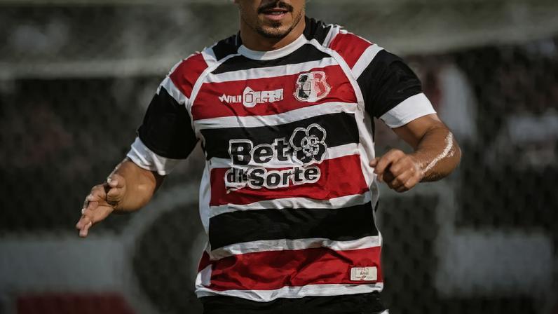 William Júnior está fora dos planos do Santa Cruz.
