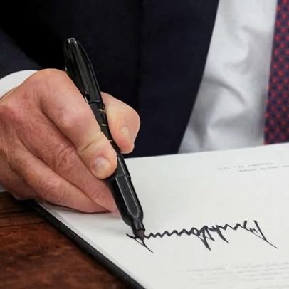 Indultos de Trump prejudicam sobreviventes de violência, Congresso deve agir