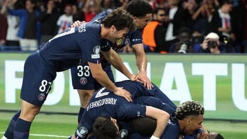 PSG vence 5-4 em clássico emocionante após doblete de Dembélé contra Bayern