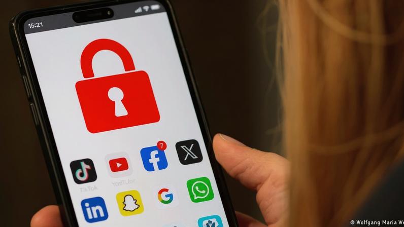 Texto determina que plataformas como YouTube, TikTok, Facebook e Instagram impeçam menores de 15 anos de criar contas de usuário