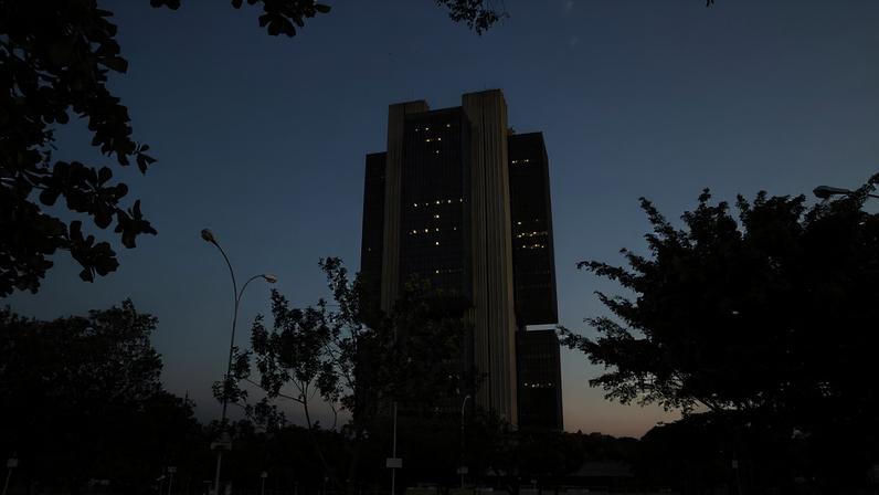 Nova resolução exige que banco invista em títulos públicos caso opte por perfil arriscado. (Foto: Leonardo Sá/Agência Senado)