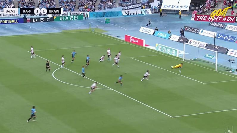 Kawasaki Frontale e Urawa Reds empatam 1 a 1 com defesa decisiva de Nishikawa