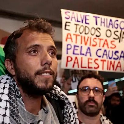 Ativista brasileiro é deportado da Argentina por decisão de Milei