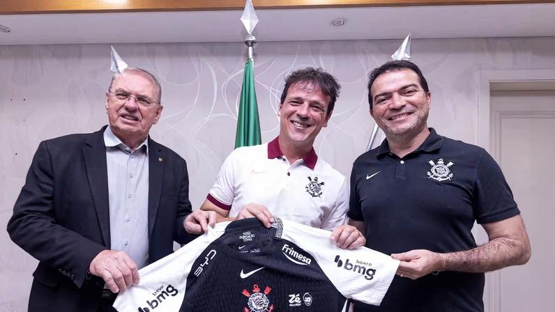 Corinthians contrata Fernando Diniz para reestruturação tática