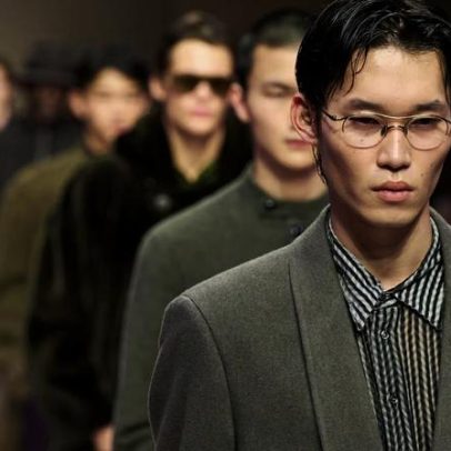 Armani: vendas em 2025 caem, grupo sinaliza mudança de mercado