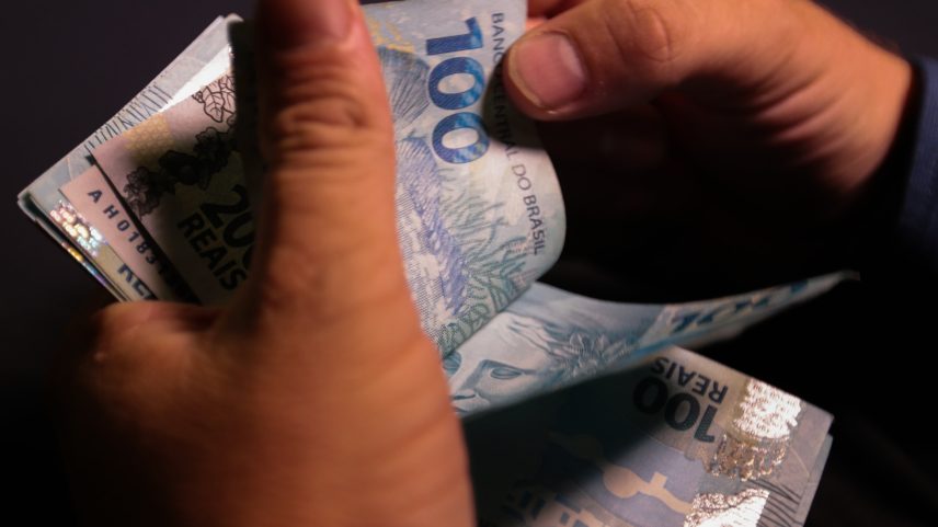 Segundo integrantes do governo, benefício não será destinado a trabalhadores de alta renda