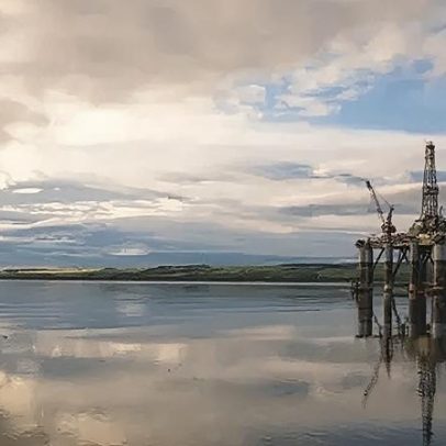O que é o imposto sobre lucros extraordinários de petróleo e gás
