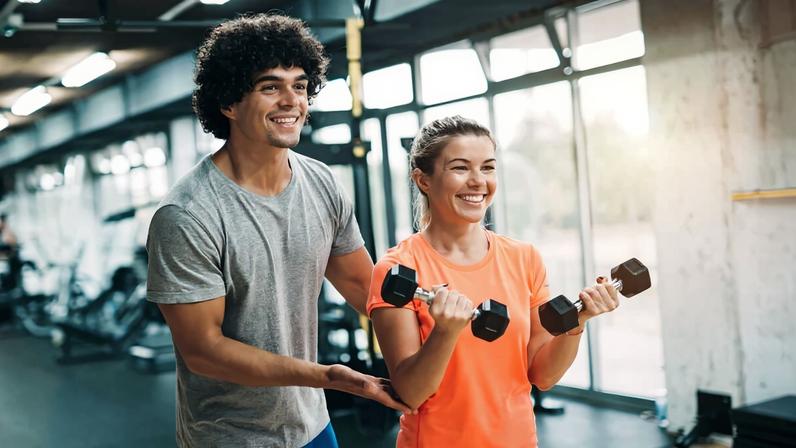 Treino com foco em saúde aumenta a motivação de quem frequenta academias
