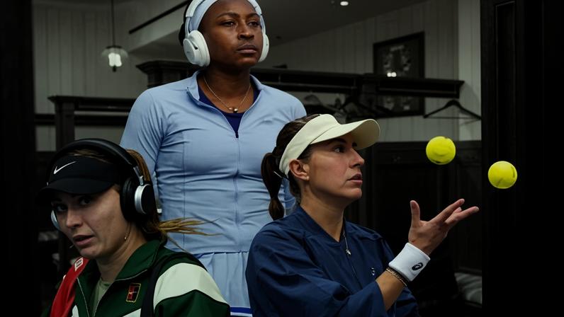 No vestiário do tênis, pressão e segredos do ambiente