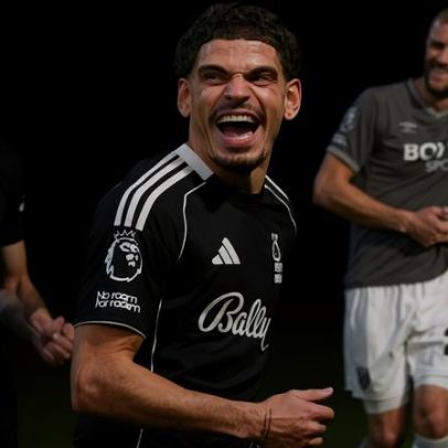 Premier League finalmente tem luta de relegação
