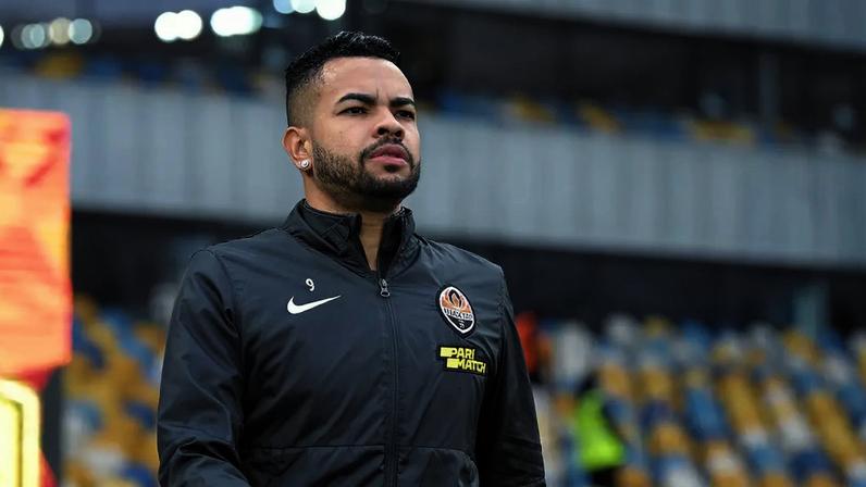 Cogitado no Corinthians, Dentinho tem números discretos na Ucrânia