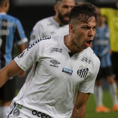 Kaio Jorge tem noite marcante contra o Grêmio
