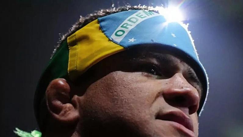 Gilbert Durinho anuncia aposentadoria do MMA