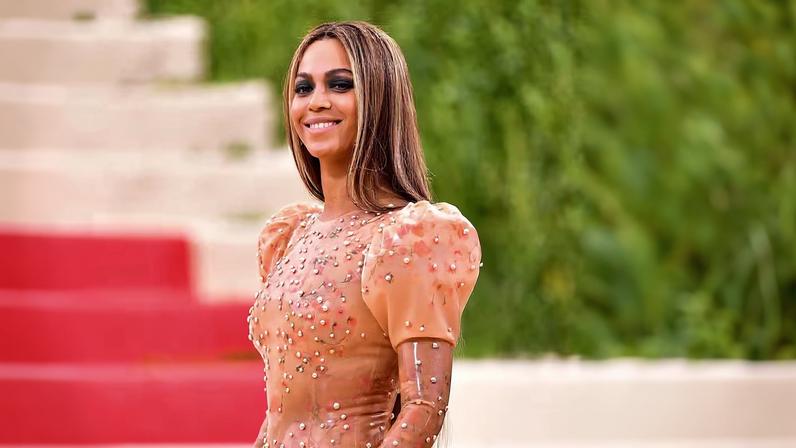 Beyoncé, coanfitriã do Met Gala 2026, na edição de 2016 do evento — Foto: Getty Images