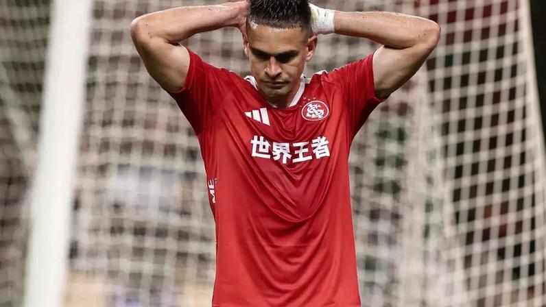 Borré pode sair do Inter após a Copa —