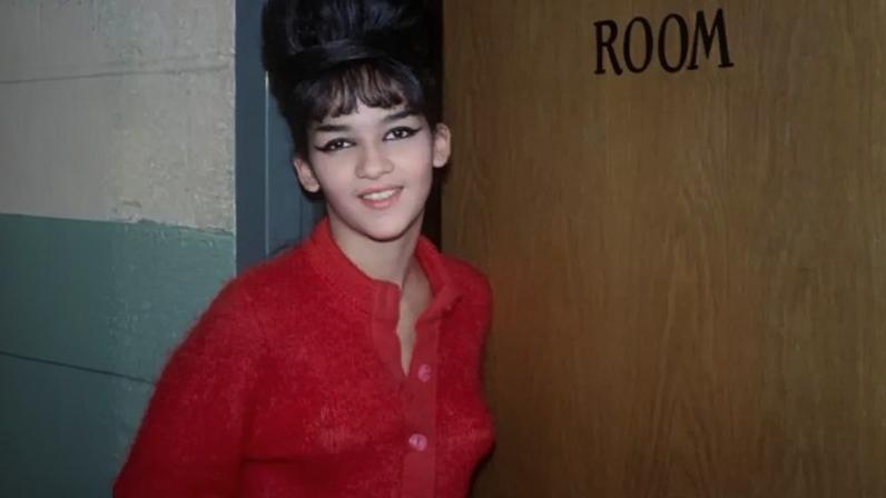 Nedra Talley Ross, última integrante original das Ronettes, morreu aos 80 anos no último domingo, 26