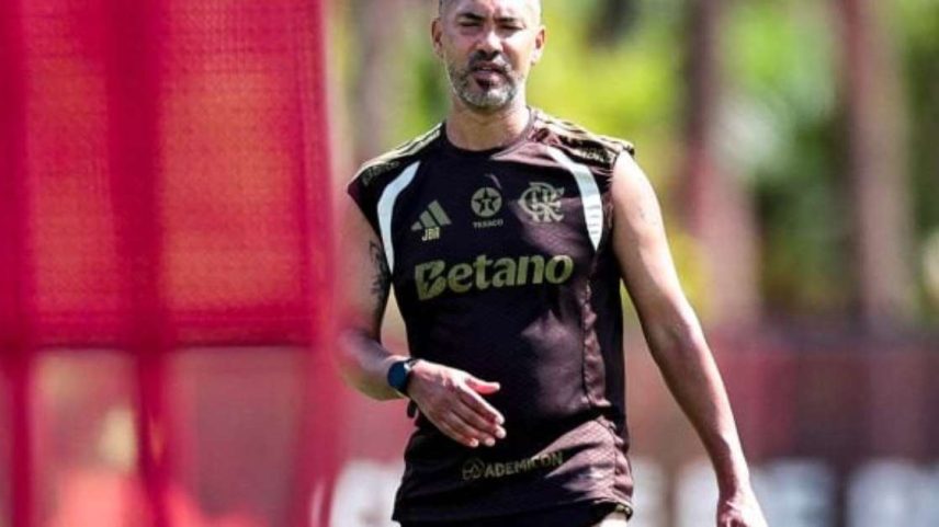 Auxiliar José Barros mostra espanto com expulsão do técnico do Flamengo –