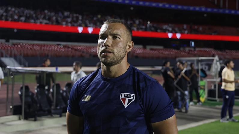 Allan Barcellos, técnico do sub-20 do São Paulo — Foto: Rubens Chiri e Miguel Schincariol/Saopaulofc.net