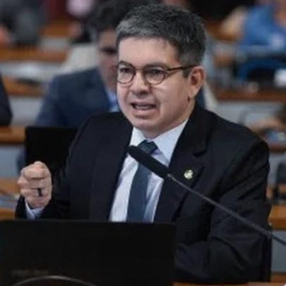 Randolfe nega que governo fará caça às bruxas após rejeição de Messias