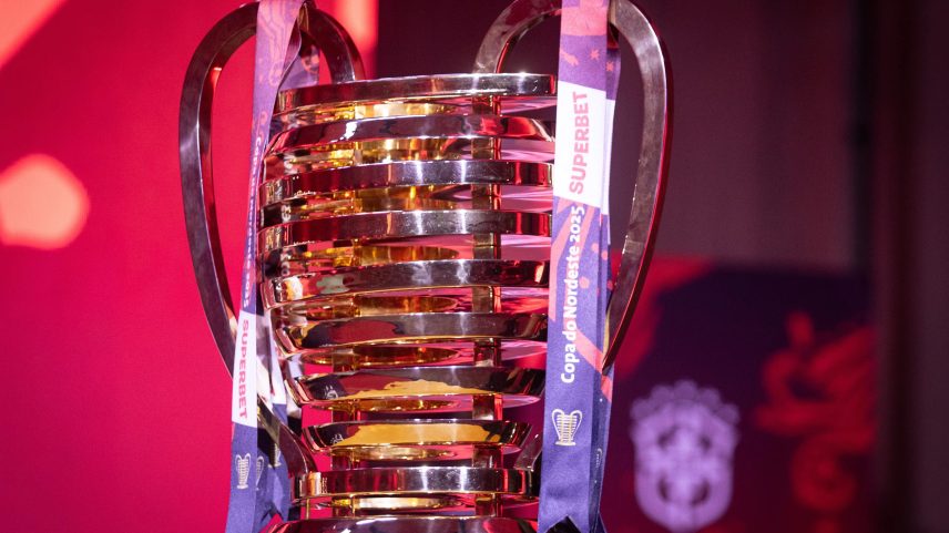 Troféu/Taça da Copa do Nordeste — Foto: João Gabriel Alves | CBF