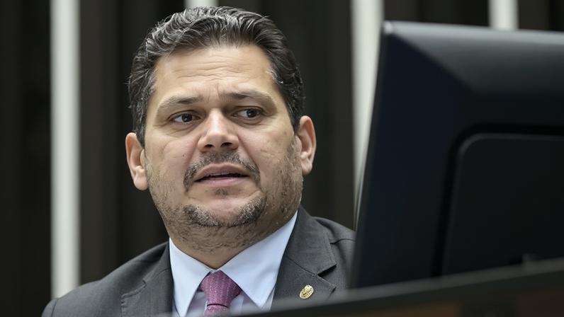 Davi Alcolumbre (União-AP), presidente do Senado e do Congresso Nacional
