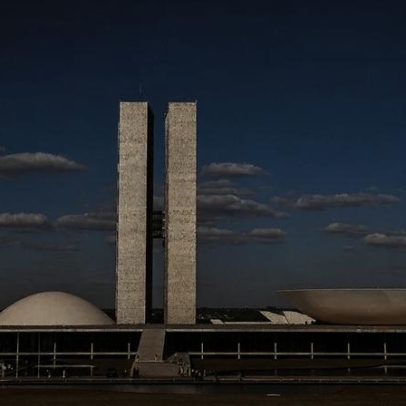 Congresso entrega trunfo político ao bolsonarismo, aponta análise