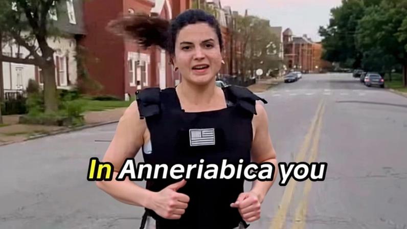 Valentina Gomez, influencer anti-Islã, impedida de entrar no Reino Unido para ato de extrema-direita