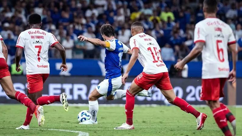 CBF aponta árbitro de Copa do Mundo para Cruzeiro x Bragantino