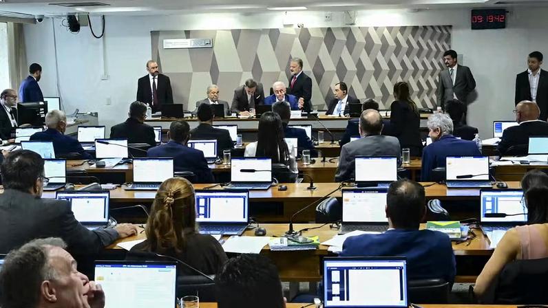 CCJ do Senado discute PEC da Blindagem — Foto: Geraldo Magela/Agência Senado