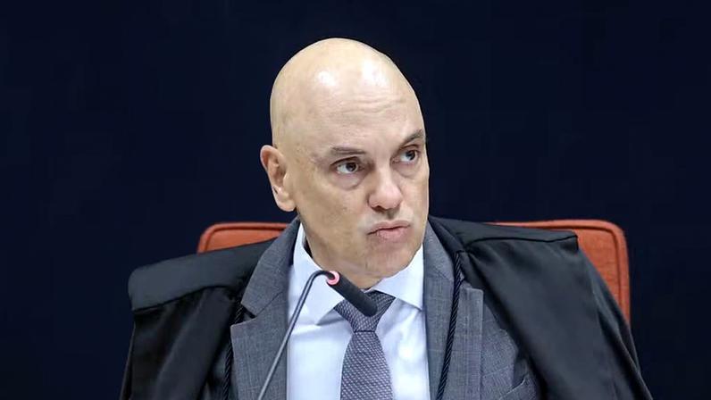 Alexandre de Moraes vota sobre núcleo da fake news na trama golpista. — Foto: Rosinei Coutinho/STF